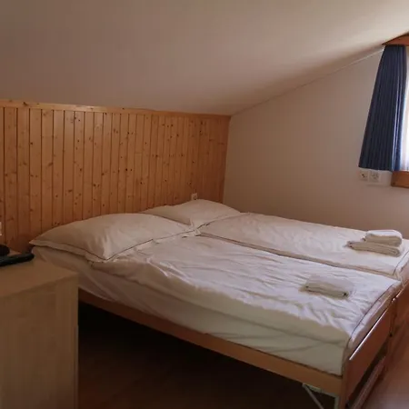 Felderhof Apartment *